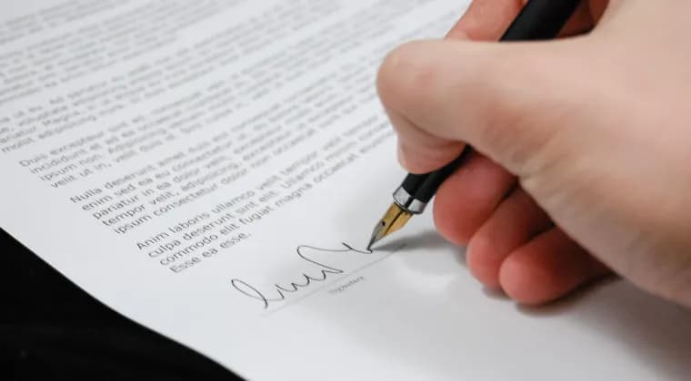 Jak wypowiedzieć umowę OC w PZU i uniknąć przerwy w ubezpieczeniu