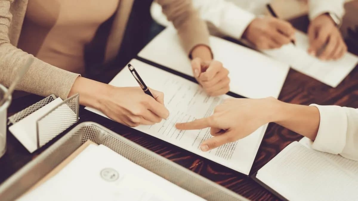 Gdzie znaleźć numer aktu notarialnego? Kluczowe informacje i wskazówki